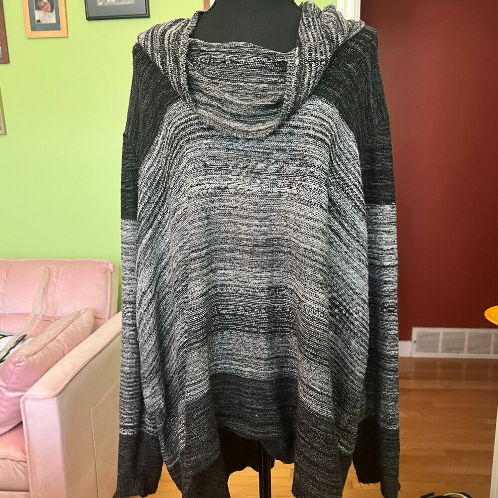 Avenue 26/28 Black, Grey and White, Cowl Neck Long Sleeve Knit Sweater